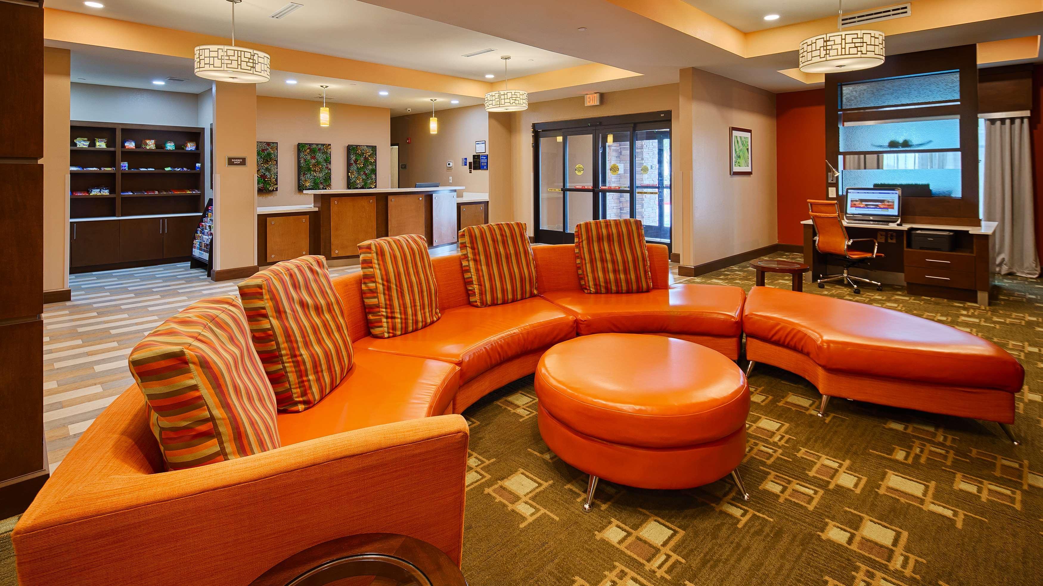 Best Western Plus Flatonia Inn מראה חיצוני תמונה