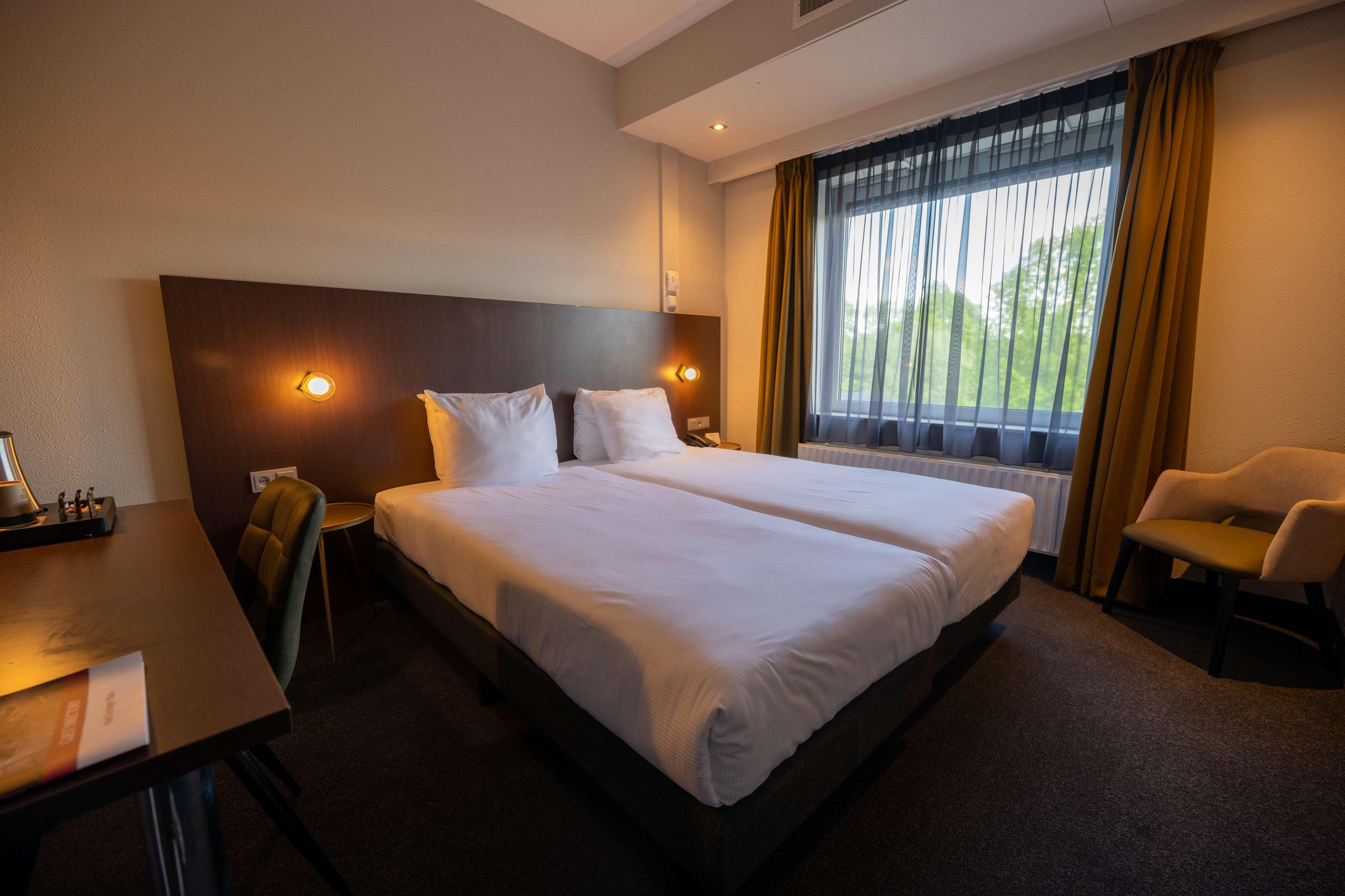 Best Western Plus Flatonia Inn מראה חיצוני תמונה